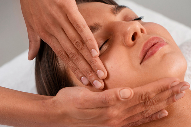 holistic-face-and-neck-massage-overview